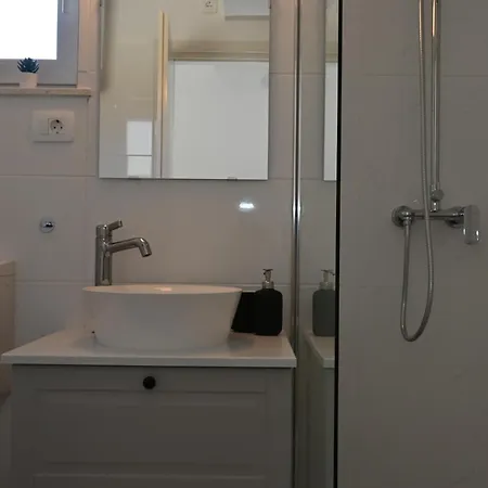 Apartment Relax With Private Hot Tub Split Area
